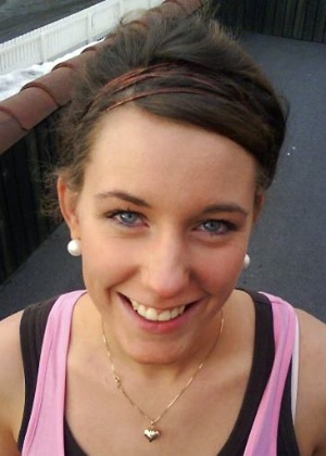 A norueguesa Marte Deborah Dalelv, 24, que relatou ter sido vítima de estupro em Dubai e foi condenada a 16 meses de prisão por fazer sexo fora do casamento