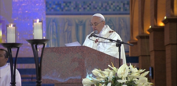 Papa Francisco faz homilia no Santuário Nacional Nossa Senhora Aparecida, em Aparecida, no interior de São Paulo