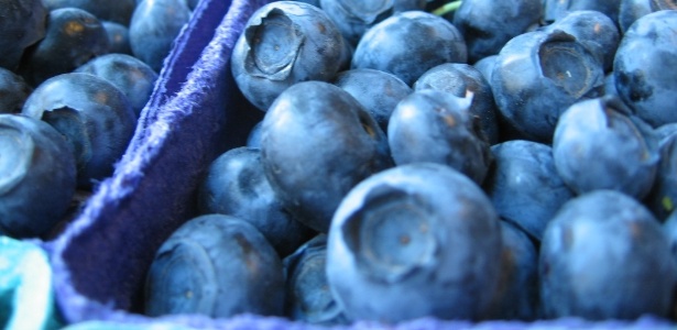 Comer mais frutas, particularmente mirtilo (as blueberries), maçãs e uvas tende a reduzir o risco de desenvolvimento de diabetes do tipo 2, segundo um estudo publicado no "British Medical Journal"