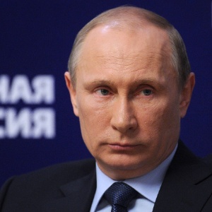 4.out.2013 - Presidente da Rússia, Vladimir Putin, participa de encontro do seu partido em Moscou