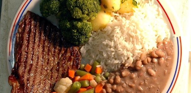 O bom e velho prato de arroz, feijão, bife e salada nem sempre é suficiente para garantir a boa saúde