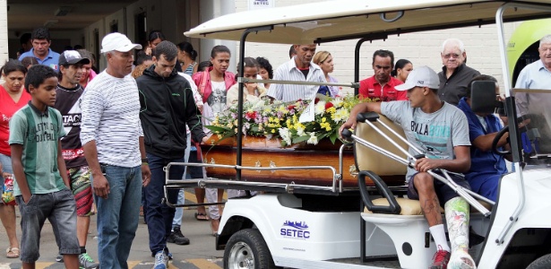 Cinco vítimas da chacina que aconteceu no fim de semana em Campinas são enterradas nesta terça-feira