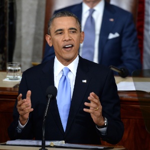 Barack Obama fala no discurso anual do Estado da União, na terça-feira (29)