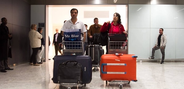 Passageiros desembarcam em novo terminal do Aeroporto Internacional de Guarulhos
