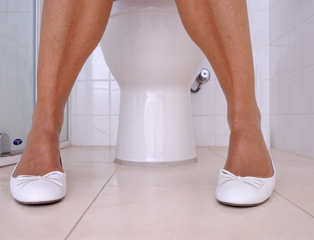 Chega demudar de assunto: muitas doenças e problemas do organismo podem ser resolvidos se prestar mais atenção ao que você deixa no banheiro
