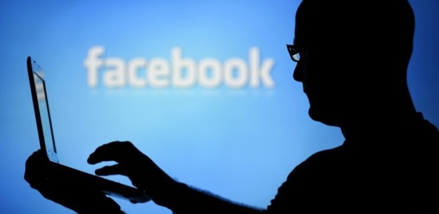 Facebook manipulou sem consentimento o feed de quase 700 mil usuários 