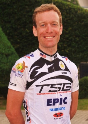 Maarten de Jonge, ciclista holandês evita voo da Malaysia Airlines pela 2ª vez e escapa da morte