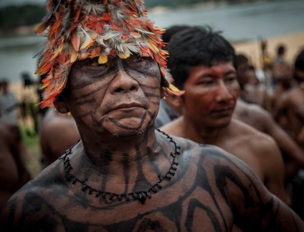 Caciques e guerreiros mundurucus se uniram no movimento de resistência às usinas