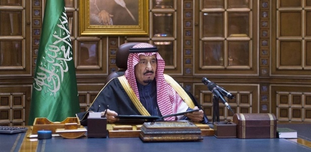 Reuters Sauditas querem que apenas o seu bloco rebelde represente a oposição ao governo sírio