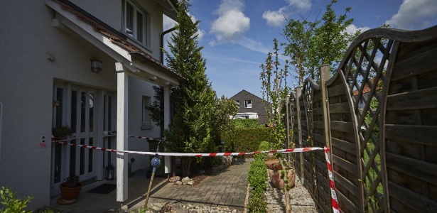 Casa da família morta em tiroteio em Würenlingen foi isolada pela polícia