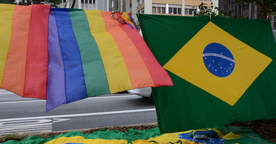Parada Gay 2015 em São Paulo Fotos UOL Notícias