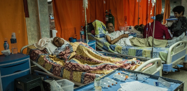 Hospitais da Venezuela entram em colapso junto com a economia - efeitos do "Maldito Comunismo Bolivariano"