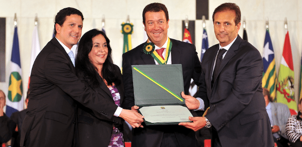 Ex-diretor chegou a ser condecorado com uma medalha do Mérito Legislativo em 2012