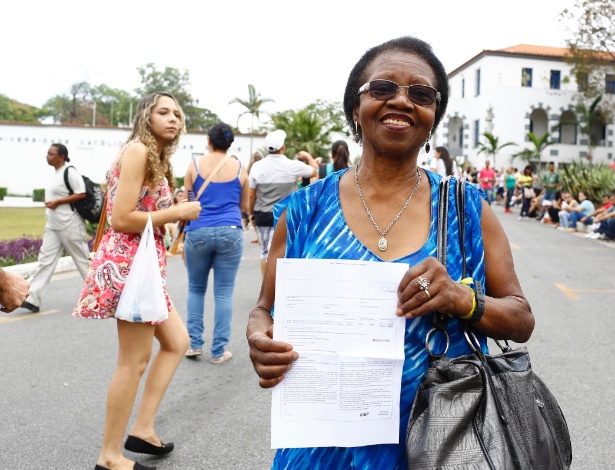 Ivani Conceição Silva, 70, quer fazer psicologia