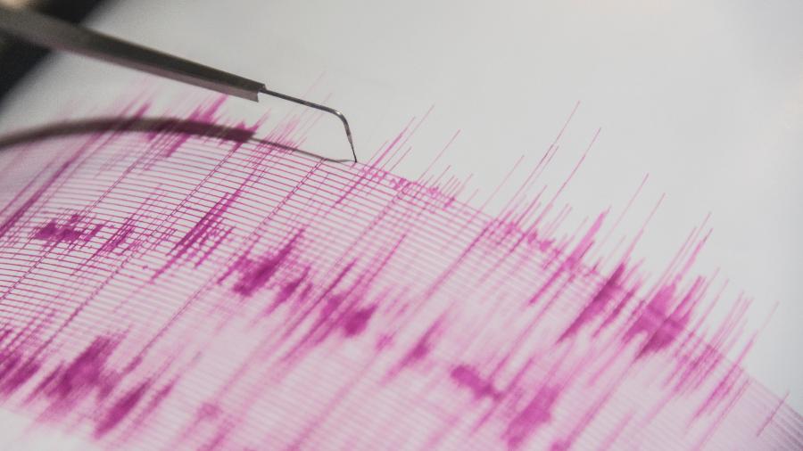 Medição de terremoto