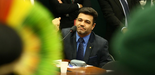 Deputado Feliciano nega o estupro de militante de seu partido