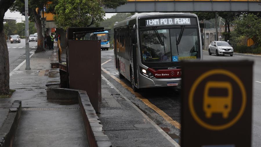 Tarifa de ônibus sobe para R$ 4,30 a partir de hoje em São Paulo - Notícias  - R7 São Paulo