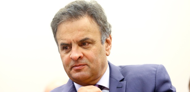 Aécio é acusado de ter "maquiado" dados enviados à chamada CPI dos Correios 