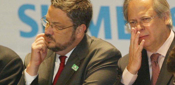 Os ex-ministros Antônio Palocci (à esq.) e José Dirceu