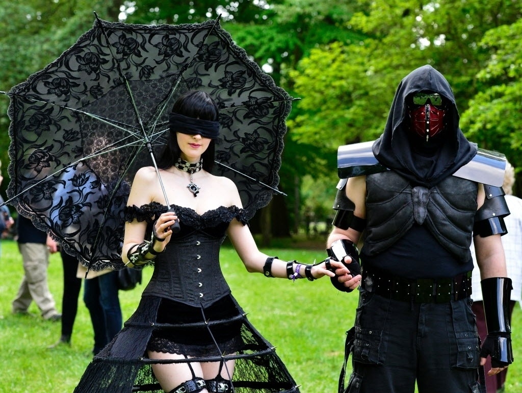 Gothic frauen treffen