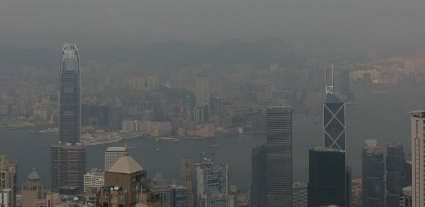 Poluição atmosférica aumenta chance de morte por câncer; na foto, Hong Kong