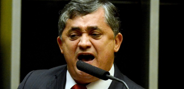 José Guimarães (PT-CE) foi líder do governo Dilma na Câmara dos Deputados