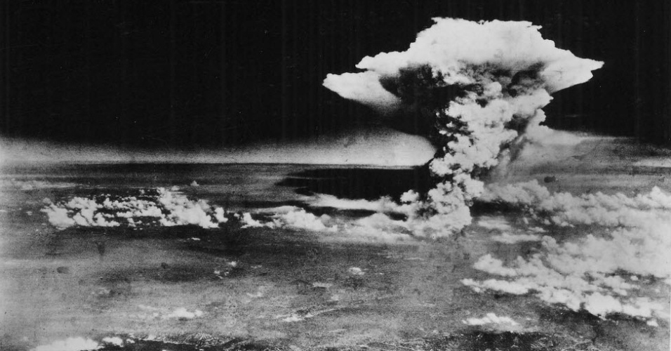 Bomba atomica nagasaki immagini