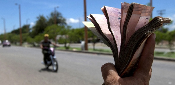 Resultado de imagem para bolivares venezuelano