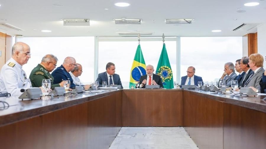Reunião de Lula e Alckmin com comandantes militares
