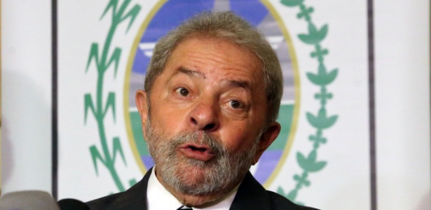 Lula e sua mulher iriam prestar depoimento no MP para falar sobre o tríplex no Guarujá