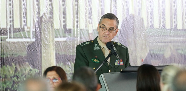 "Nós aprendemos a lição. Estamos escaldados", diz o comandante do Exército, general Eduardo Villas Bôas