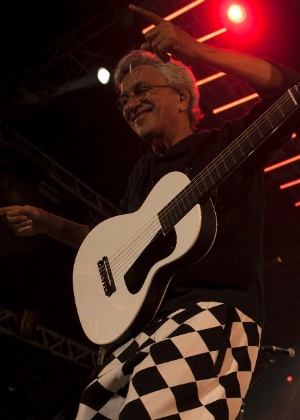 PE: Caetano Veloso mostra sua força como cantor popular (Foto: Geyson Magno / UOL)