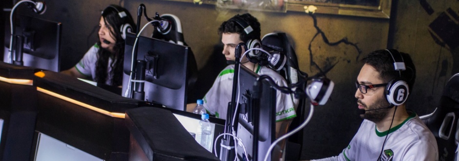 BR6: BootKamp surpreende, sai vitoriosa e garante seus primeiros pontos
