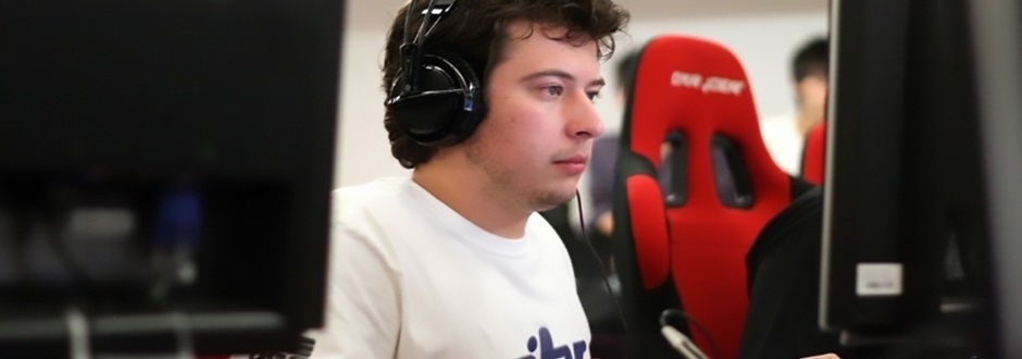 Cogu jogará a ELeague Premier pela Immortals