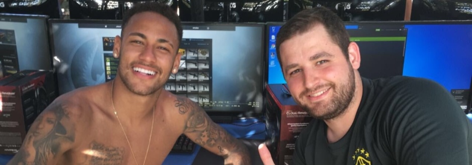 Neymar fala sobre jogar Counter-Strike: 'Tô subindo de nível'