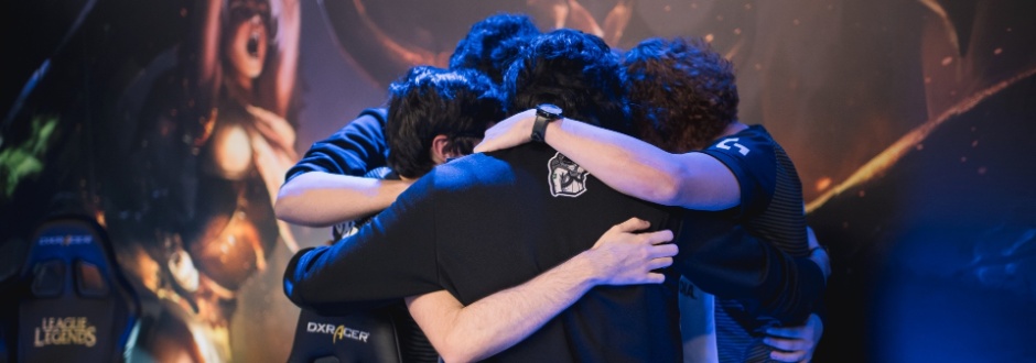 CBLOL - INTZ tropeça mas leva a vitória de 2 a 0 sobre a Red Canids