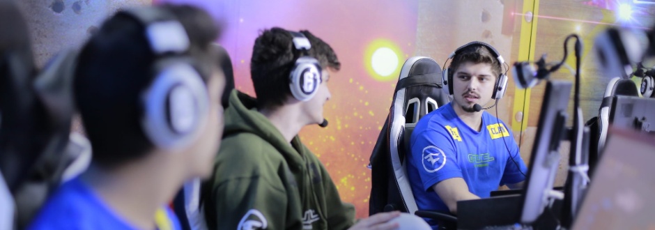 BR6: FaZe Clan derrota BRK eSports e se mantém em segundo lugar na tabela