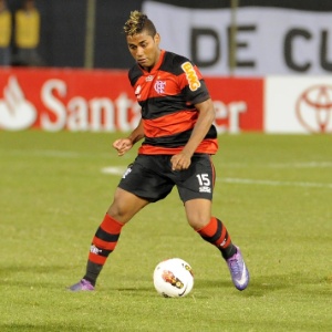 Devolvido ao Fla pelo Atlético-GO, Muralha acerta com a Lusa até o final do ano