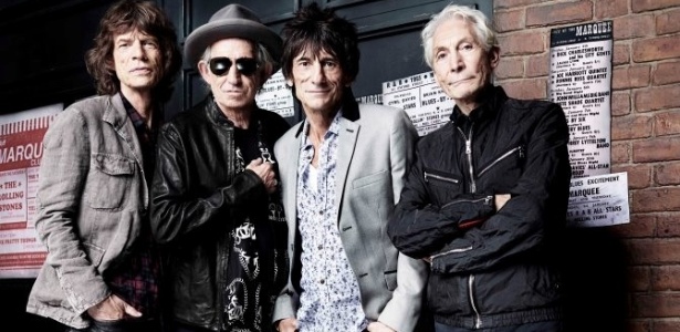Integrantes do Rolling Stones se reúnem em frente ao clube Marquee, na Oxford Street, em Londres, local de seu primeiro show, em 12 de julho de 1962 (11/7/2012)