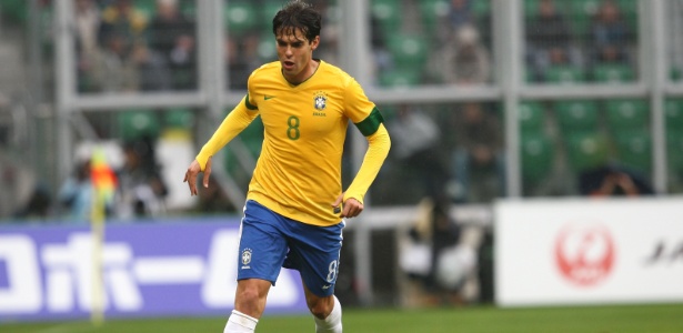 Kaká em ação pela seleção nesta terça; meia mostrou bom futebol e convenceu Mano em seu retorno