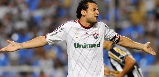 Flu nega desconforto com Adidas, mas usa Fla para negociar acordo mais vantajoso