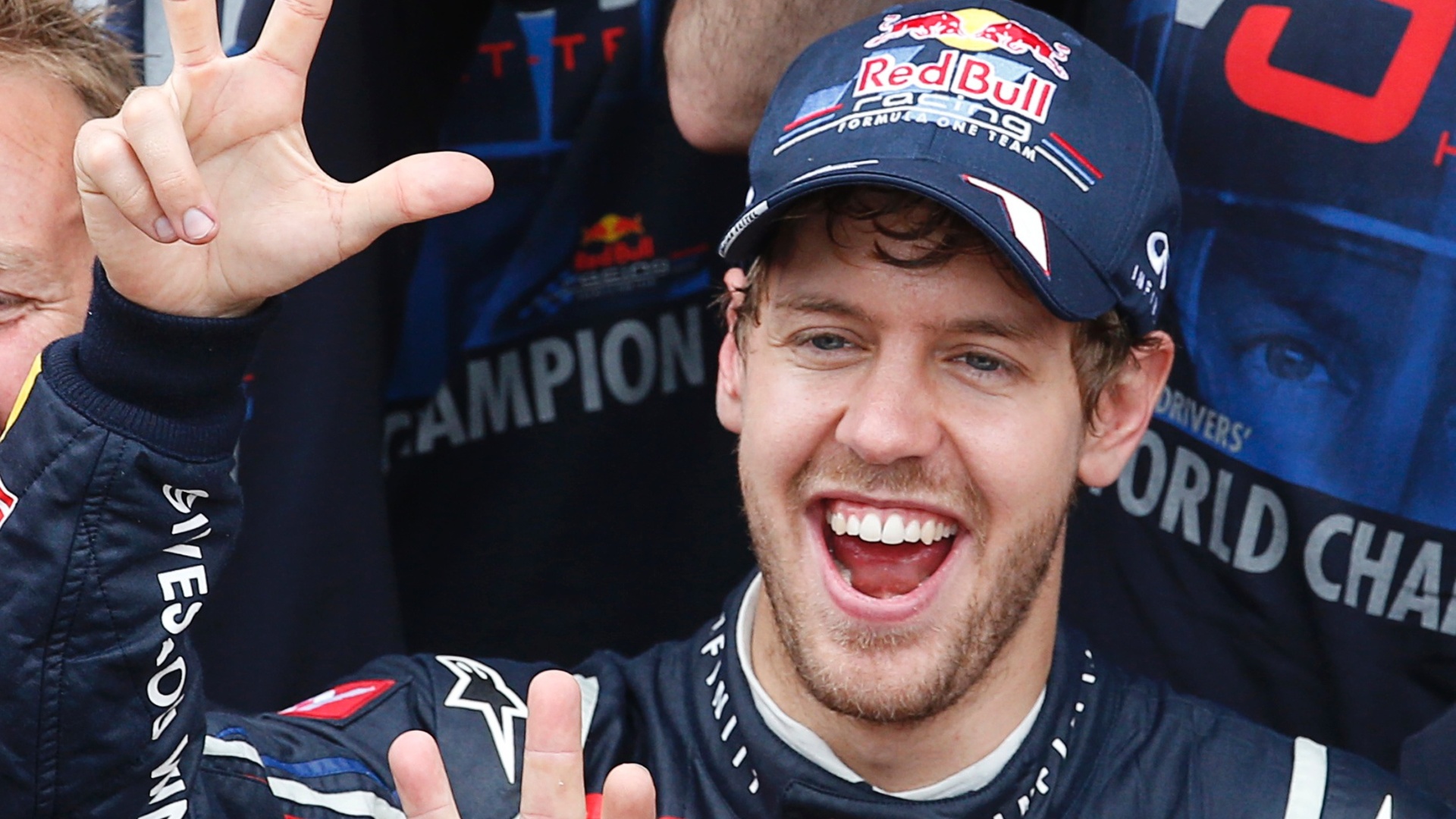 veja-o-perfil-do-tricampeao-sebastian-vettel-1353873933558_1920x1080.jpg