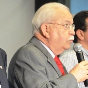 Conselho do Fla reprova contas de 2011 e pede criação de comissão de inquérito