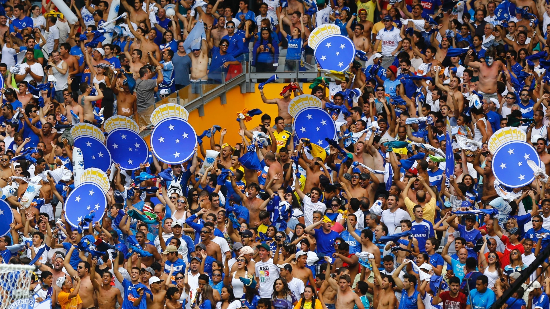 Estudo aponta quanto cada torcedor desembolsaria para quitar dívidas de seu clube