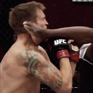 uriah-hall-acerta-chute-no-rosto-de-adam