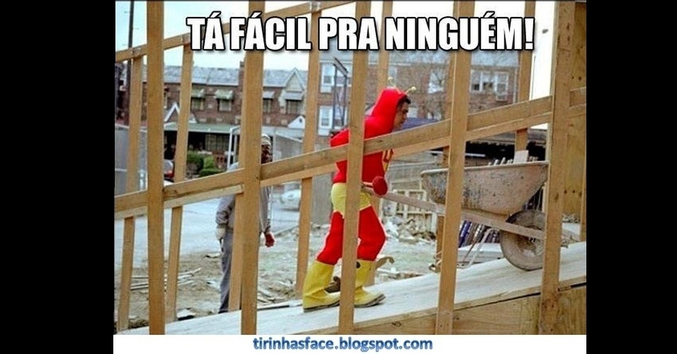 sob-o-slogan-de-nao-esta-facil-para-ning