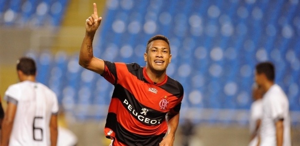 Gol anulado pode paralisar Campeonato Carioca e dar sobrevida ao Fla