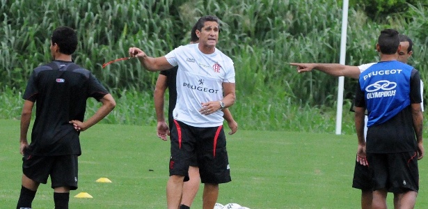 Jogadores do Fla analisam estilo do técnico Jorginho e destacam vigor