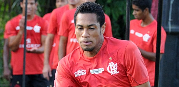 Hernane revela ideia de Jorginho no Fla: posso jogar junto com Moreno