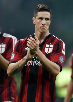 Emprestado do Chelsea, Torres vem decepcionando no Milan